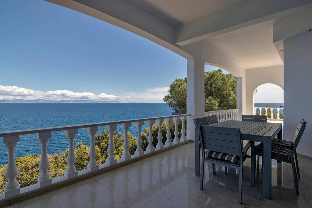 Laconian Collection Villa Big Blue Mavrovouni  Exterior photo